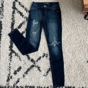 Express High Rise Jeans - 4R. Worn once!
